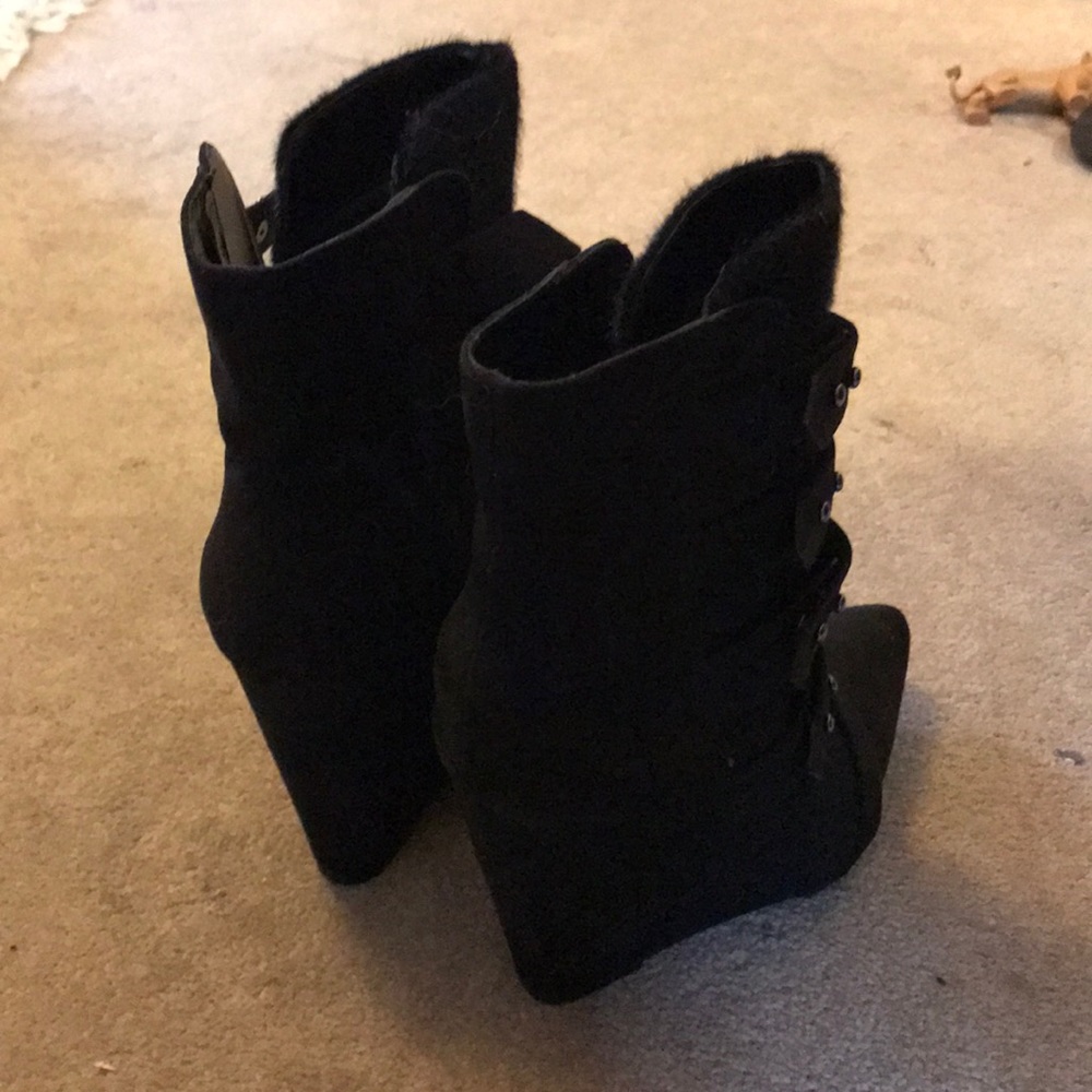 Booties - Picture 3 of 3